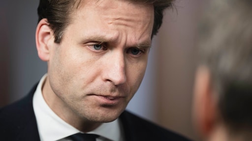 Minister Karremans: Nexperia herstart levering van chips