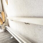 Ouderen willen te grote woningen verlaten, maar hebben geen geschikte alternatieven of kunnen zich verhuizen niet veroorloven