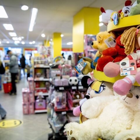Ouders delen persoonlijke gegevens van kinderen voor Sinterklaaswinactie van Intertoys