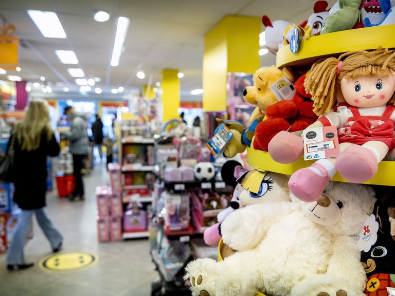 Ouders delen persoonlijke gegevens van kinderen voor Sinterklaaswinactie van Intertoys