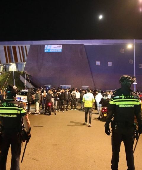 Politie ontruimt Halloweenkermis in Apeldoorn na grote vechtpartij