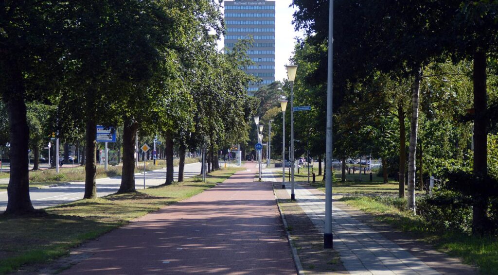 Radboud-lecturer Harry Pettit ontslagen na opschudding over pro-Hamas opmerkingen