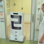 Robot ondersteunt taken in Erasmus-ziekenhuis tijdens experiment