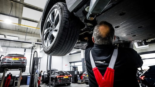 Tesla het minst vaak direct goedgekeurd bij APK-onderzoeken