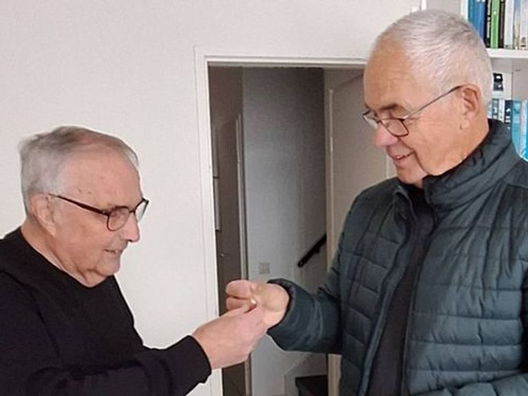 Trouwring na meer dan vijftig jaar teruggevonden in Mill: 'Ik was stomverbaasd'