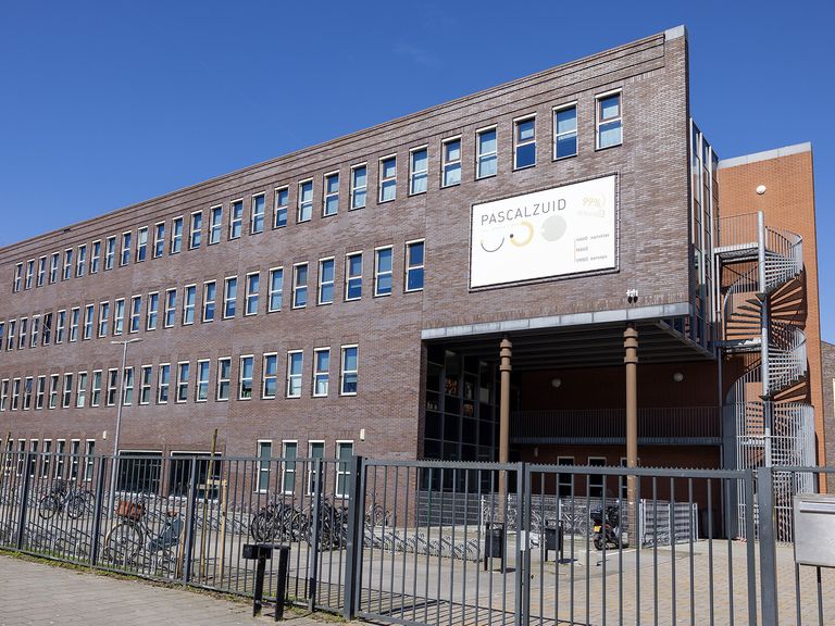 Twee jongens veroordeeld voor bedreiging met schietpartij op middelbare school in Zaandam