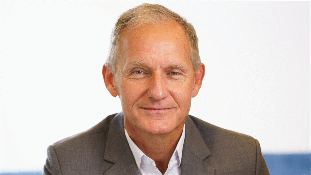 Vastgoedsector aangespoord om bij te dragen aan nationale weerbaarheid volgens oud-admiraal Bauer