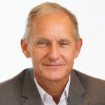 Vastgoedsector aangespoord om bij te dragen aan nationale weerbaarheid volgens oud-admiraal Bauer