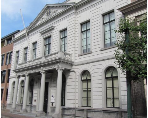 Vrouw die in Gorinchem werd gestoken, hield moordwapen vast, blijkt uit rechtszaak