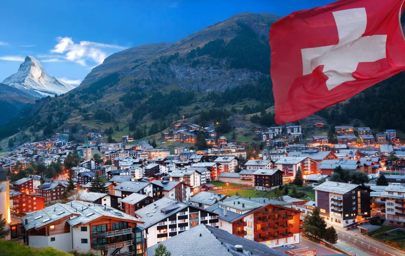 Familie van ex-plaatsvervangend procureur-generaal van Rusland bezit vastgoed in Zwitserland