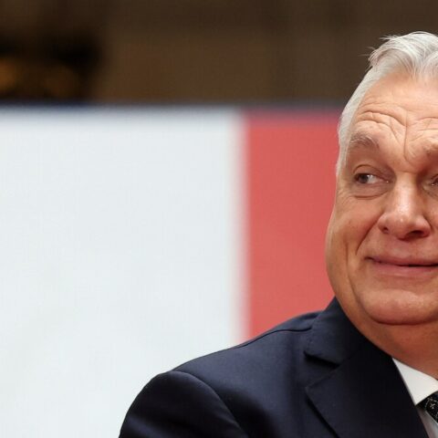 Orbán versterkt positie van de Hongaarse president voorafgaand aan mogelijk verlies bij verkiezingen