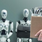 Aantal vacatures voor instapfuncties gehalveerd, ontslagen beginnen door toenemende adoptie van AI