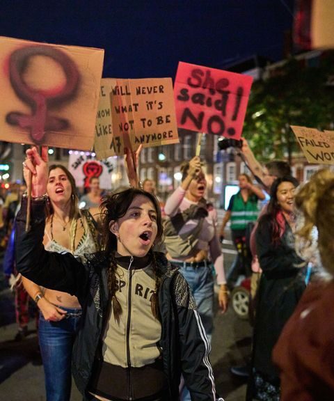 Amsterdam strijdt tegen geweld tegen vrouwen met vechtsporttraining en buddy-systeem