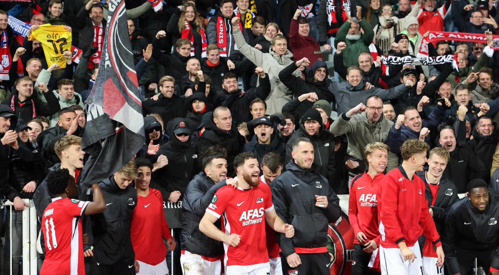 AZ Alkmaar wint met 3-0 van FC Drita in UEFA Conference League