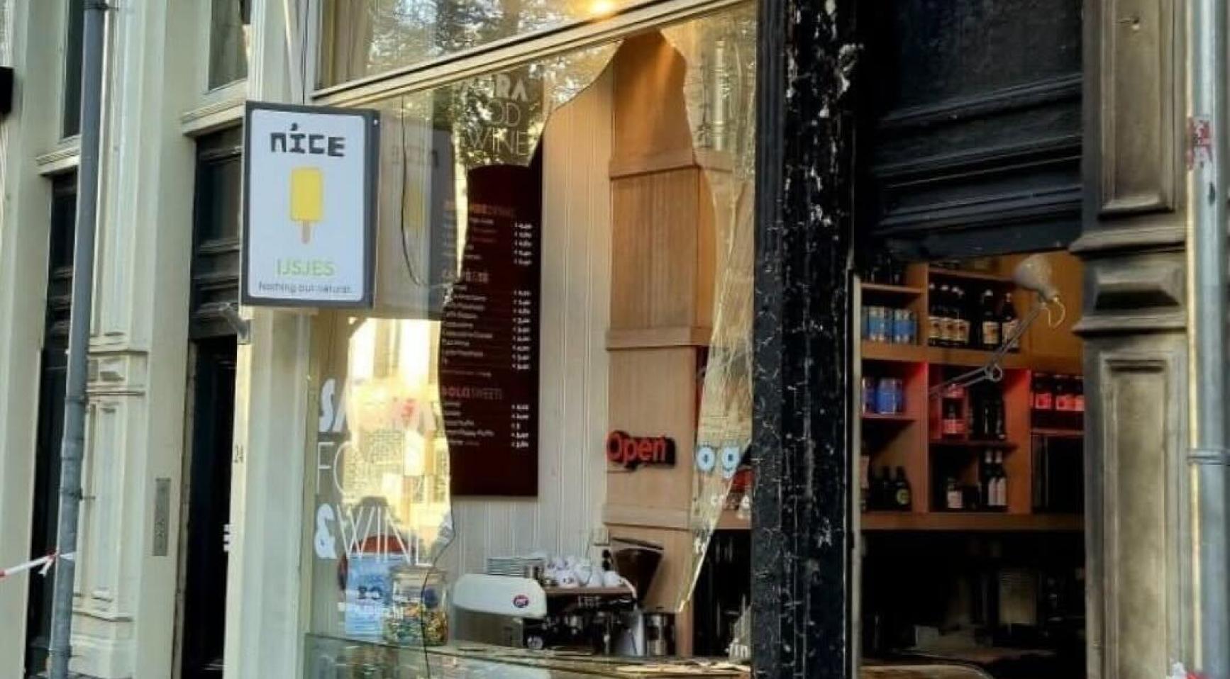 Derde verdachte aangehouden na explosies bij pizzeria en delicatessen in Amsterdam