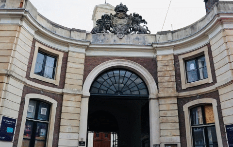 Drie monumentale gebouwen in Den Haag beschikbaar voor flexibele verhuur