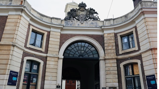Drie monumentale gebouwen in Den Haag beschikbaar voor flexibele verhuur