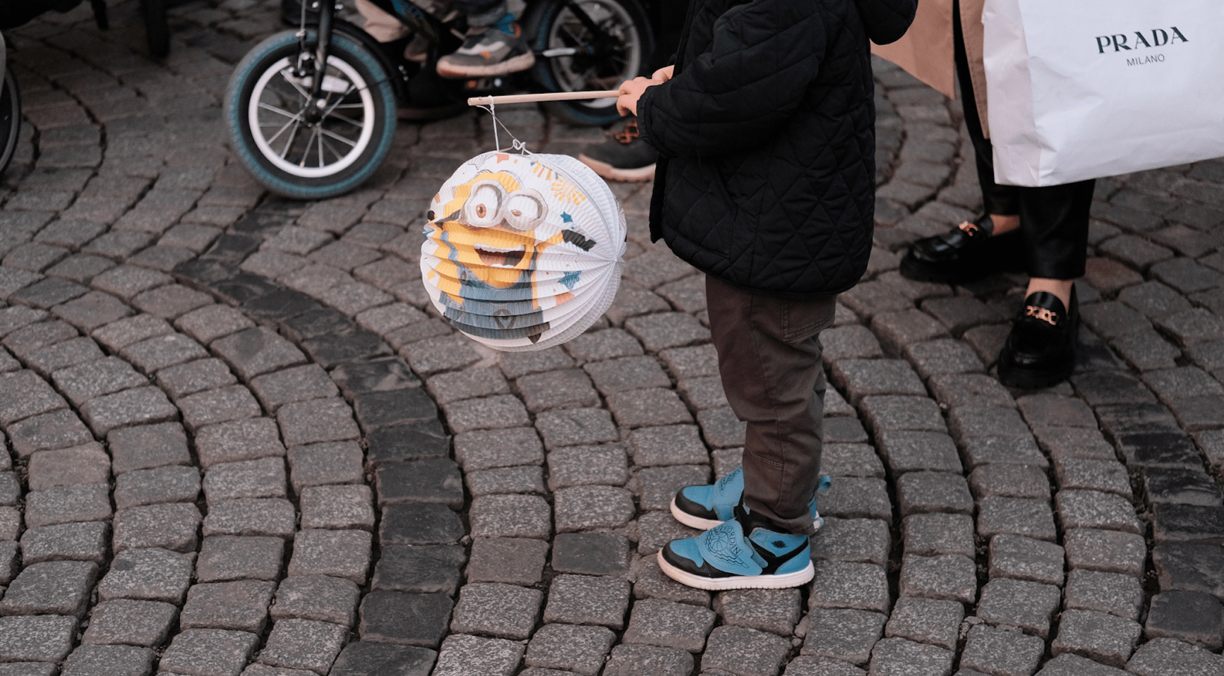 Drie tieners gearresteerd voor het beroven van kinderen tijdens Sint Maarten in Haarlem