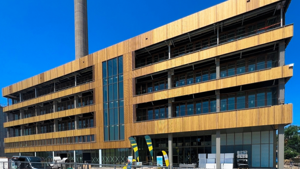 Dura Vermeer voltooit transformatie van Ferro Offices voor Havenbedrijf Rotterdam in Rotterdam