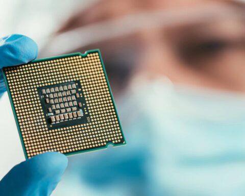 Eindhovense start-up Euclyd lanceert AI-chip die 100 keer minder energie verbruikt