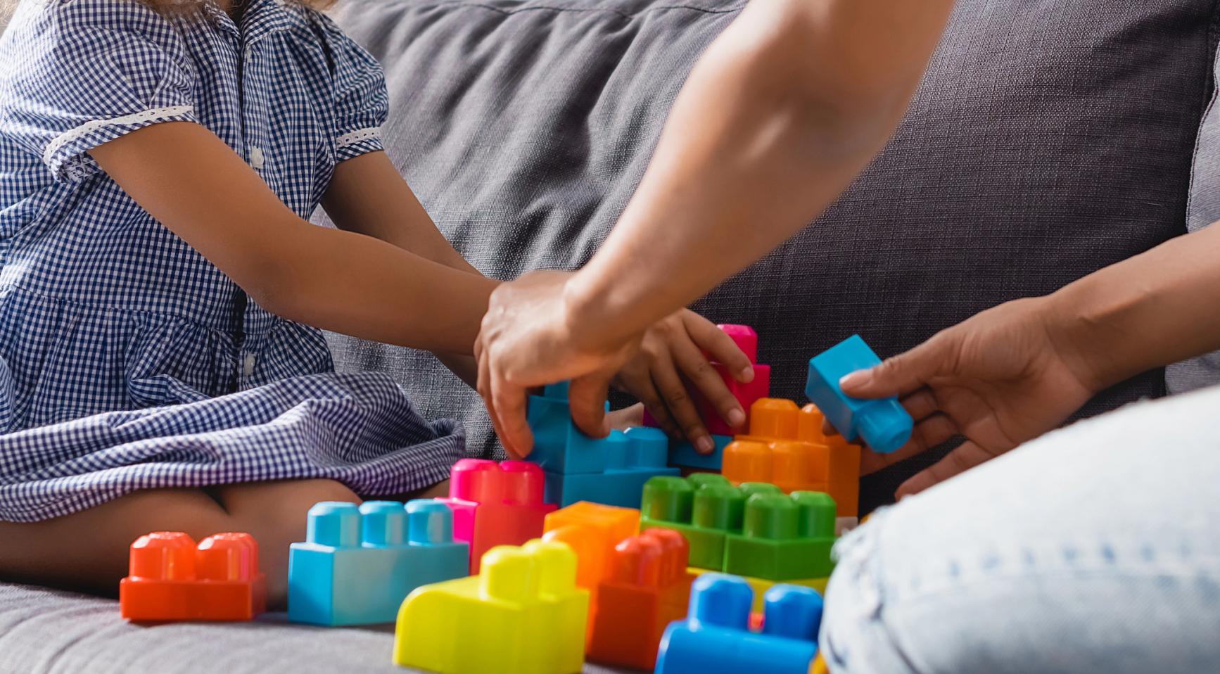 Enschede man krijgt acht jaar cel voor verkrachting van kinderen in kinderopvang van vrouw