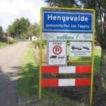 Hengevelde bewoners leren gebarentaal om 4-jarige Gijs bij de gemeenschap te betrekken