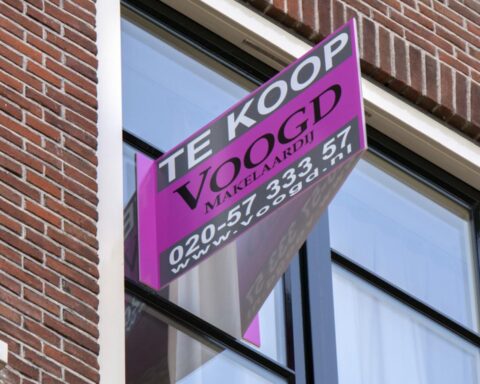 Huizenprijzen stegen met 6 procent sinds november; gemiddeld €477.531