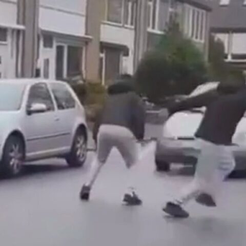 Jongen gewond bij mislukte stunt met auto, 18-jarige bestuurder aangehouden in Blerick