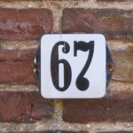 Jongeren in Nederland verliezen vertrouwen in woningmarkt en leunen op ouders voor financiële steun