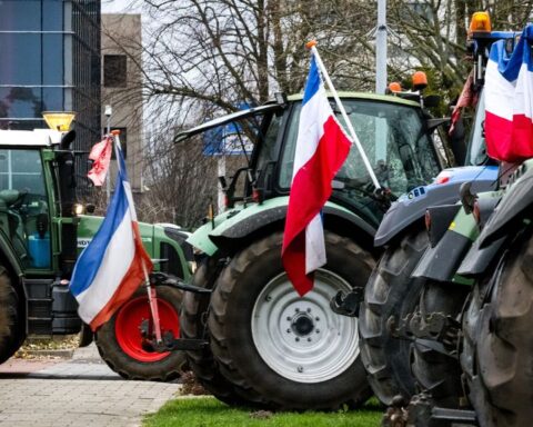 Meerderheid van de Brabantse Staten stemt in met vernieuwde stikstofplannen tijdens gespannen vergadering