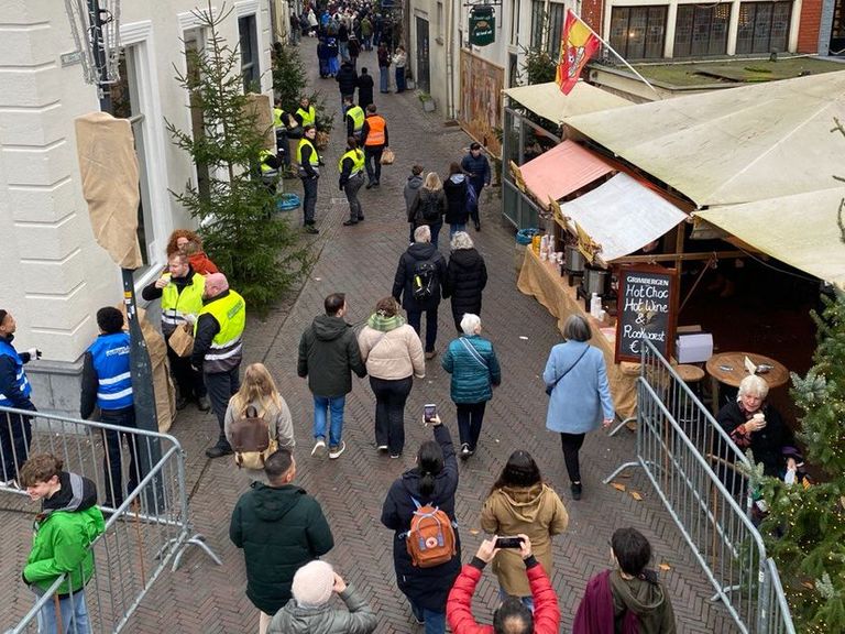 Ongeloof over lage opkomst bij Dickens Festijn in Deventer