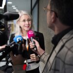 Pendelbus Ter Apel blijft gratis ondanks bezwaren van minister Keijzer