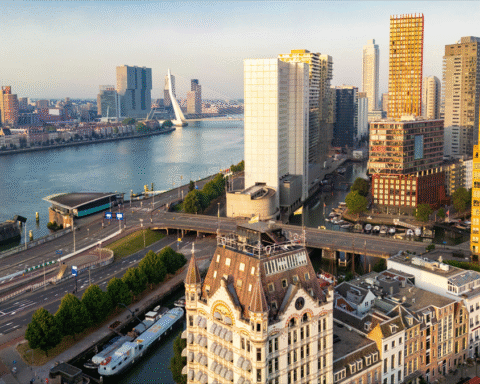 Rotterdamse erfpachters strijden tegen hoge afkoopprijzen en gebrek aan helderheid