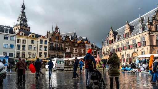 Salaris en huur stijgen, trein en brandstof worden duurder in 2026