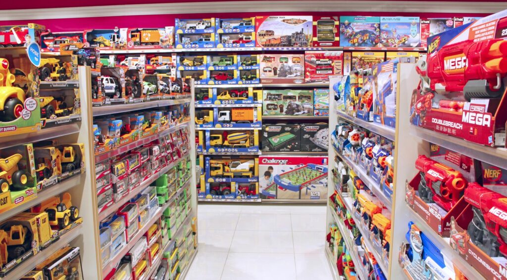 Speelgoed wordt goedkoper terwijl andere prijzen stijgen, waarschijnlijk door spanningen tussen China en de VS