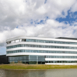 Textielondernemer Mitch Smulders koopt voormalig kantoor van Roompot in Goes voor 7,87 miljoen euro