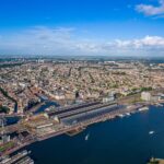 Volt Amsterdam stelt drijvend studentencampus en jeugdherzieningen voor