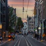 Voormalig CEO van ASML waarschuwt dat Nederland moeilijke keuzes moet maken voor toekomstige welvaart