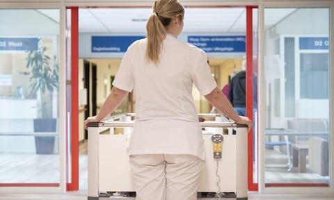 Zorgwijzer: aantal overstappers van zorgverzekering daalt met veertig procent