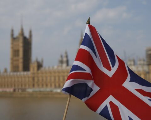 Britse invoer van brandstoffen houdt indirecte stroom Russische olie in stand