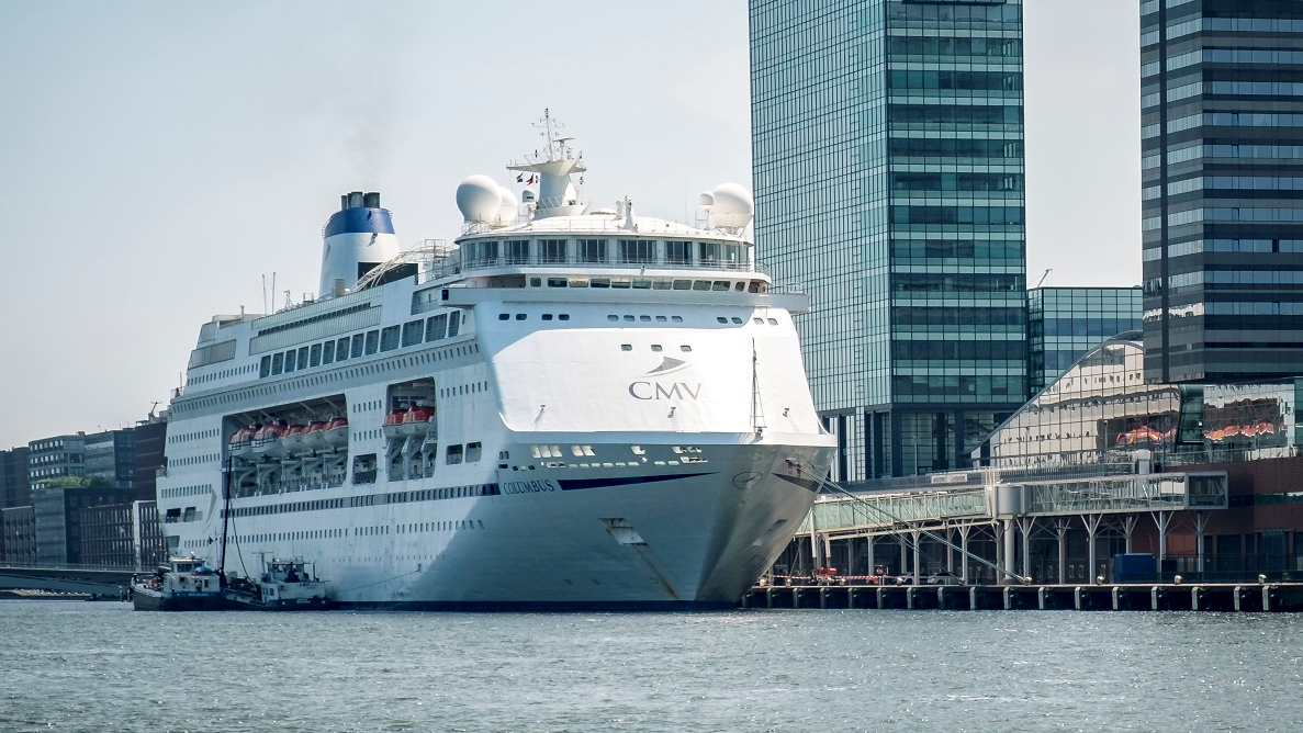 Amsterdam stopt per 2035 met grote cruiseschepen in de haven