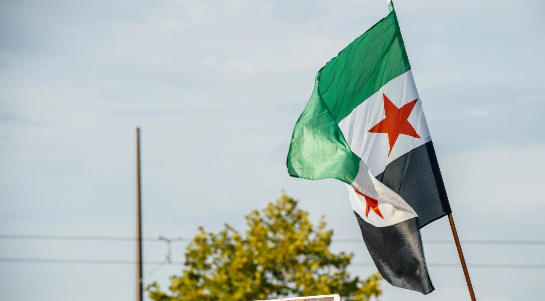 Amsterdam verklaart veiligheidsrisicogebieden rondom Centraal Station en De Dam vanwege protesten over Syrië
