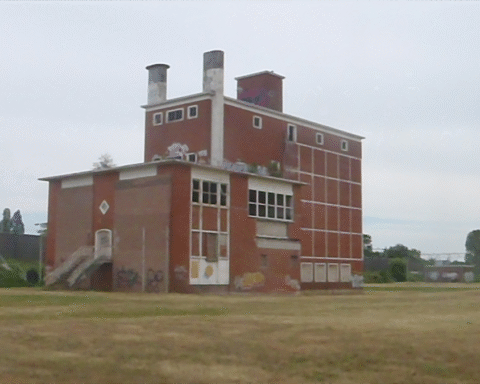 Bramer werkt aan transformatie van vervallen silo in Hengelose brouwerij