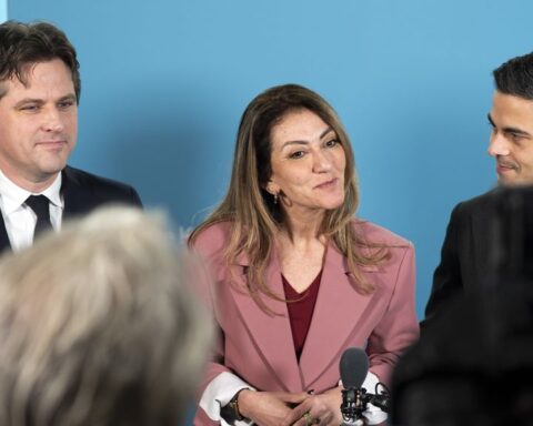 D66, VVD en CDA steunen akkoord met de titel 'Aan de slag'