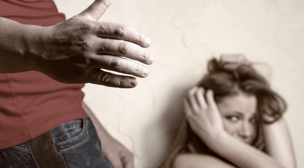 Daling van femicide, maar experts waarschuwen voor blijvende gevaren voor vrouwen die vertrekken bij partners