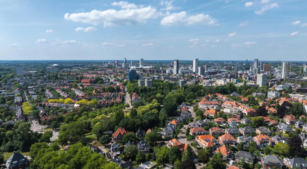 Eindhoven hotel annuleert event met geloofsgenezer die "homoseksualiteit, kanker en autisme geneest"