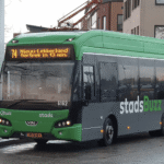 Evacuatie van Ferro Dome in Rotterdam na instorting dak; zware sneeuw verstoren busdiensten