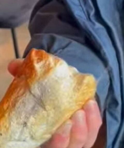 Kind vindt brandbaar fosfor op Zeeuws strand, steen ontbrandt bij paviljoen