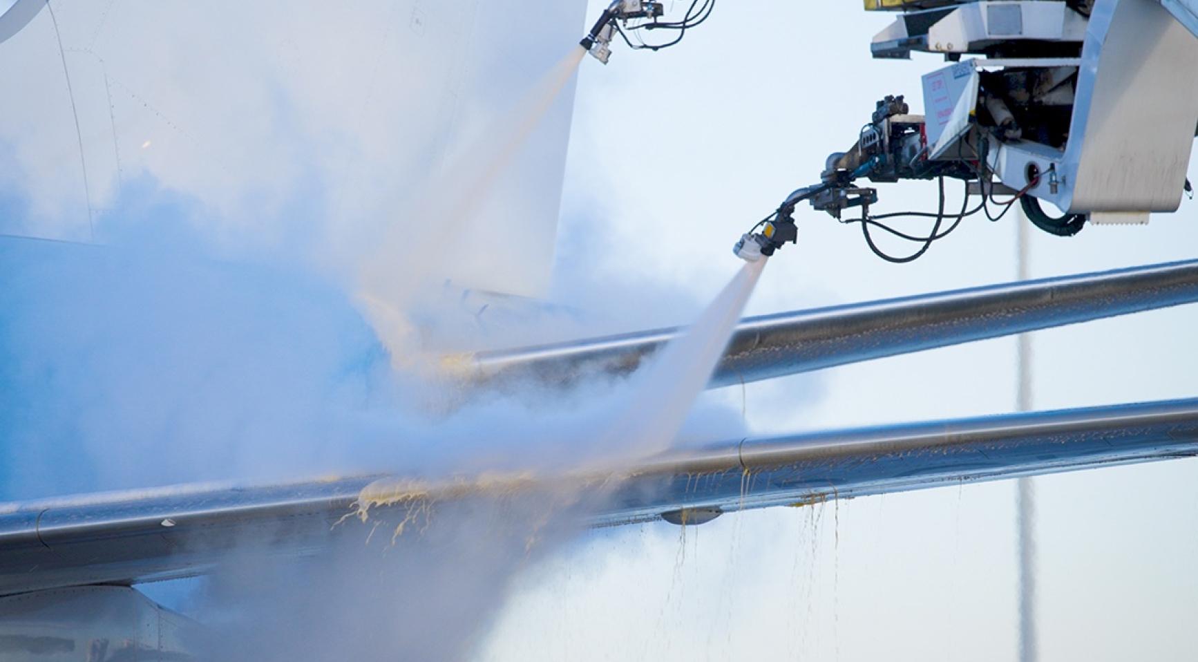KLM verzekert voldoende ontdooi-vloeistof voor vluchtbehandeling vanaf Schiphol