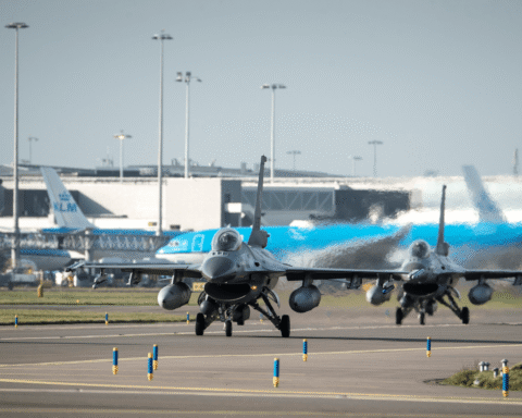 Koninglijke Luchtmacht voert F-35-oefeningen uit vanaf Schiphol vandaag en morgen